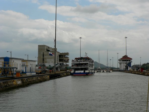 132- 1ere ecluse de Miraflores 